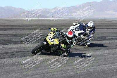 media/Jan-16-2026-CVMA Friday Practice (Fri) [[6f2bf47531]]/5-Racer 4-Trackday1/Session 2 (Bowl)/